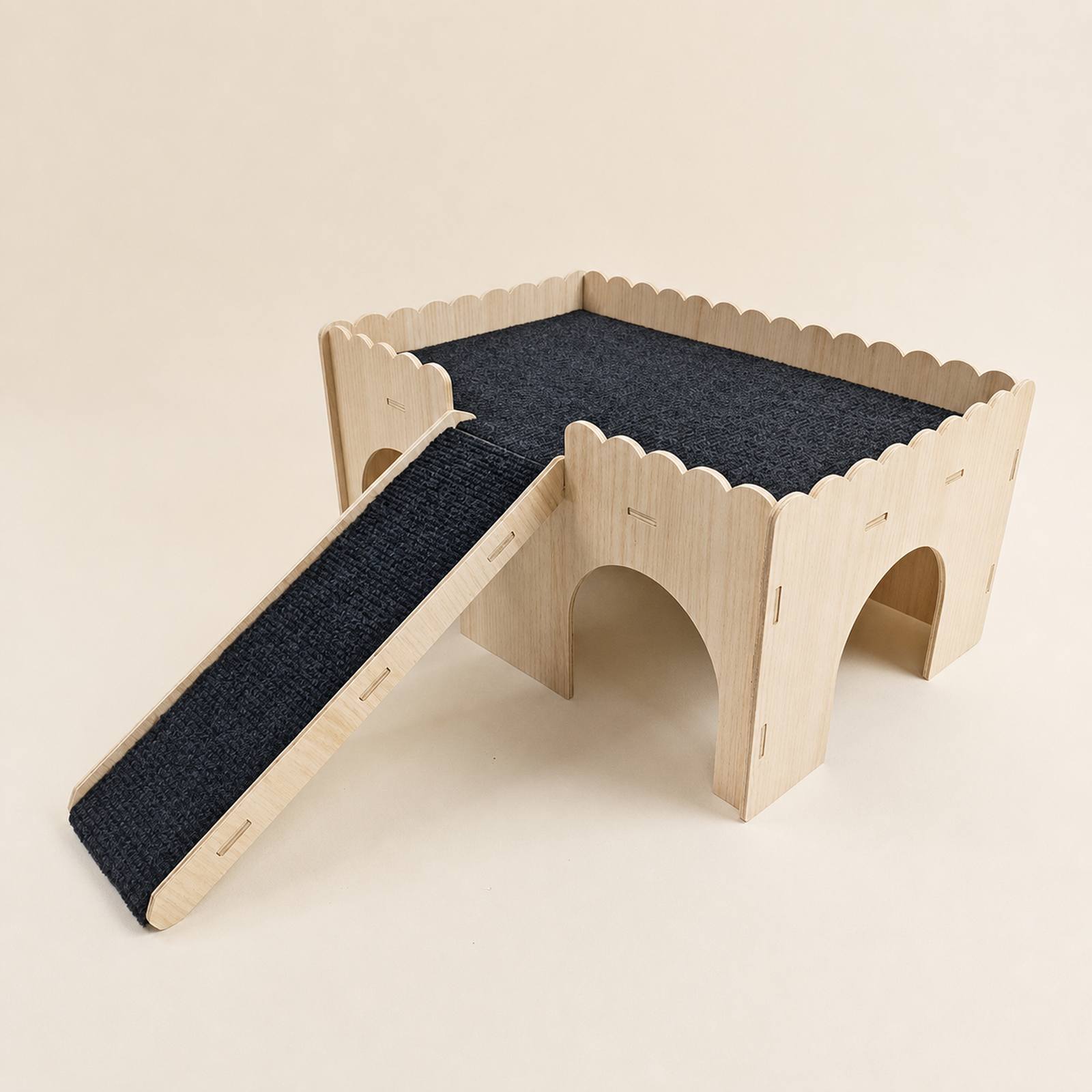 Nibbly Hollow Keep upgraded version with black anti-slip platform and ramp